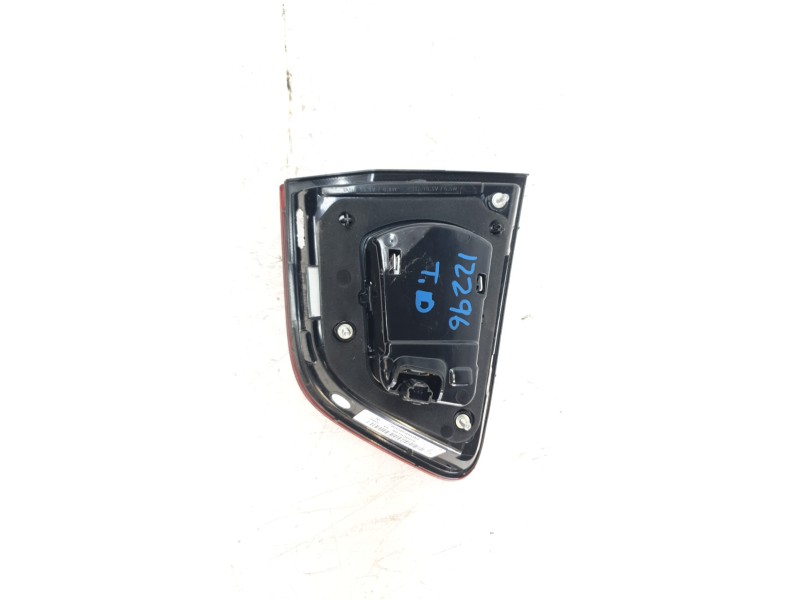 Recambio de piloto trasero derecho interior para renault kadjar (ha_, hl_) 1.5 blue dci 115 referencia OEM IAM 265505069R  