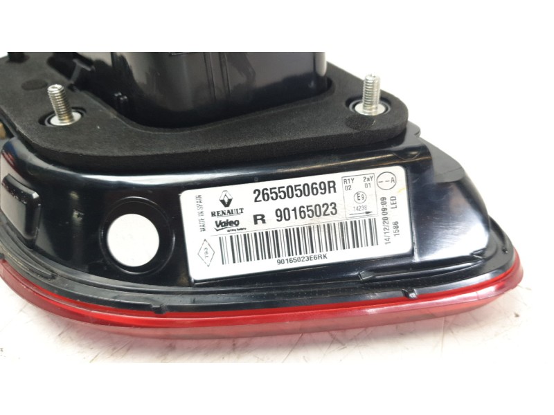 Recambio de piloto trasero derecho interior para renault kadjar (ha_, hl_) 1.5 blue dci 115 referencia OEM IAM 265505069R  