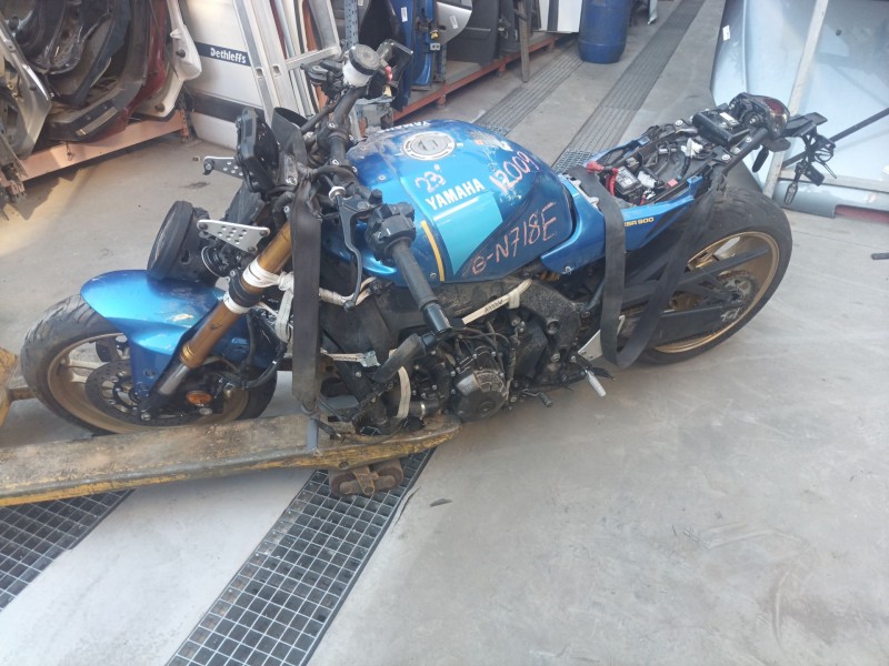 yamaha xsr 900 del año 2023