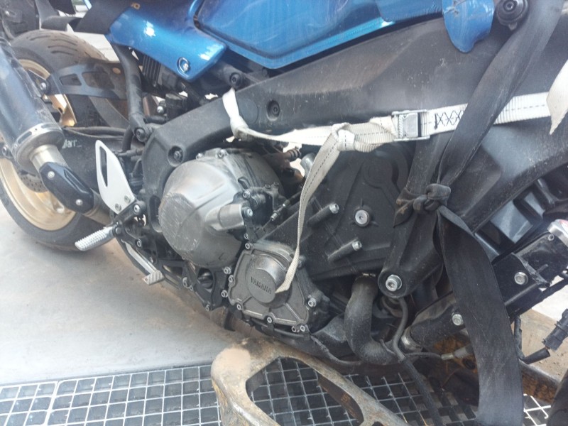 Recambio de abs para yamaha xsr 900 referencia OEM IAM   