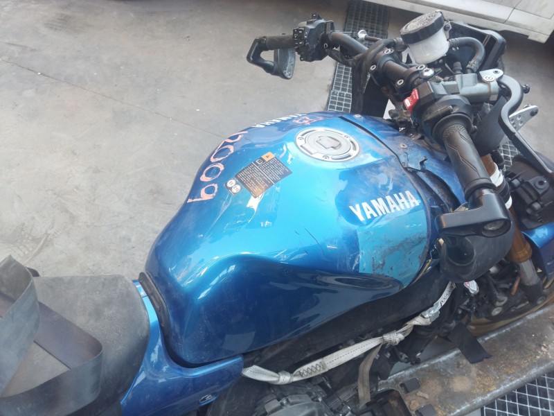 Recambio de deposito combustible para yamaha xsr 900 referencia OEM IAM   