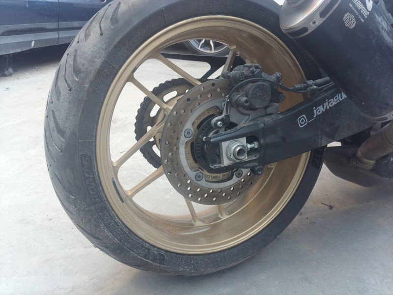 Recambio de llanta trasera para yamaha xsr 900 referencia OEM IAM   