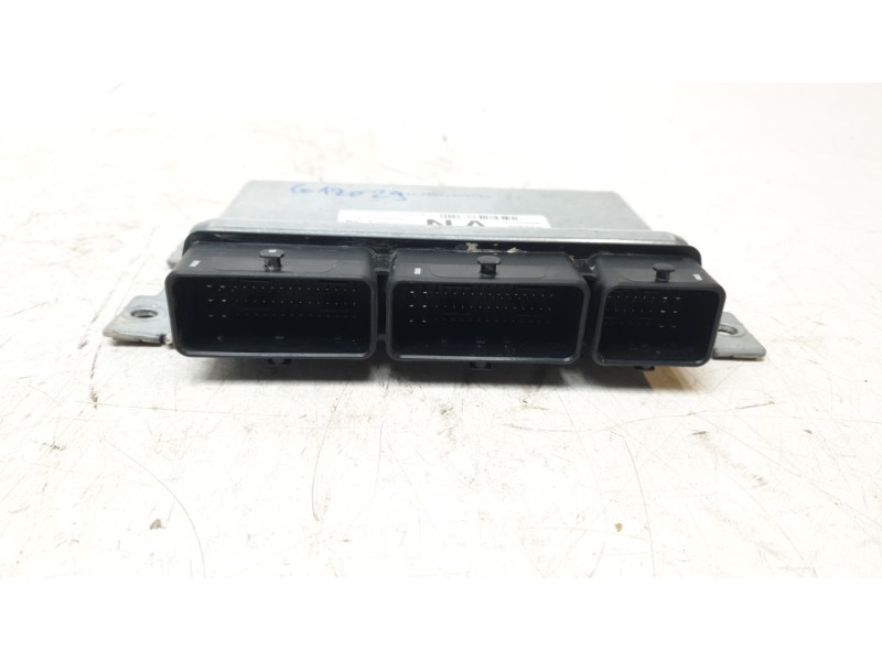 Recambio de centralita motor uce para renault clio v intens referencia OEM IAM 237104638S  