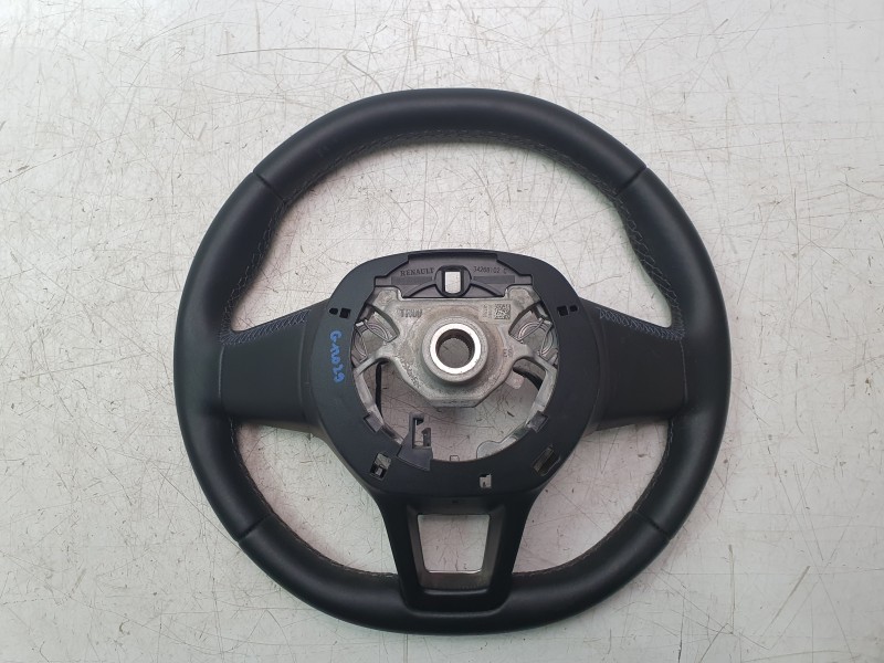Recambio de volante para renault clio v intens referencia OEM IAM 484004585R  