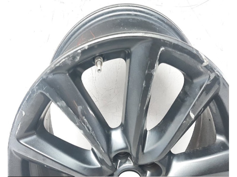 Recambio de llanta para mazda 3 sedán (bp) referencia OEM IAM 9965657080  