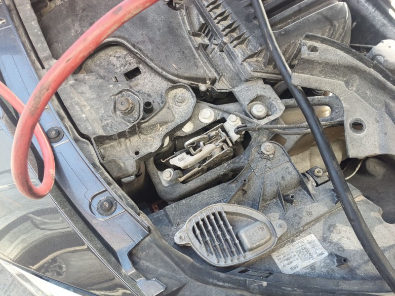 Recambio de cerradura capo para bmw 1 (f40) 118 d referencia OEM IAM   