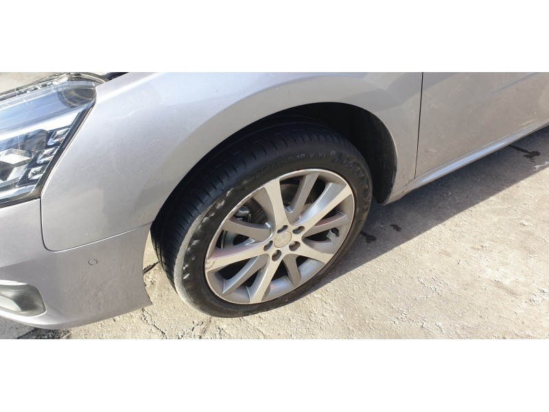 Recambio de mangueta delantera izquierda para peugeot 508 sw gt line referencia OEM IAM 1640790380  