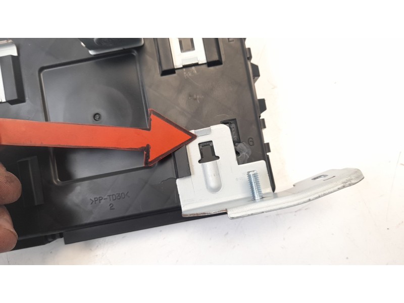 Recambio de modulo electronico para hyundai kona 1.0 tgdi cat referencia OEM IAM 954A0J9510  