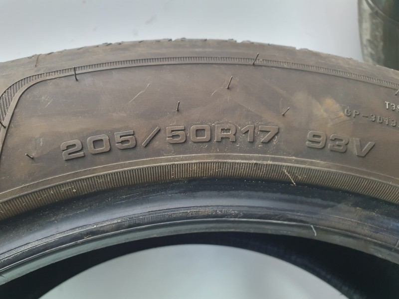 Recambio de neumatico para citroën nuevo citroen c3 turbo 100 s&s 6v max nuevo citroen c3 turbo 100 s&s 6v max referencia OEM IA