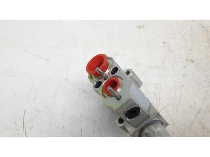 Recambio de tubos aire acondicionado para volvo xc60 ii (246) b4 mild-hybrid referencia OEM IAM 31497909 32260834 