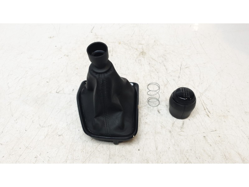 Recambio de pomo palanca cambio para nissan townstar furgoneta/monovolumen (xfk) 1.3 referencia OEM IAM 969353386R  