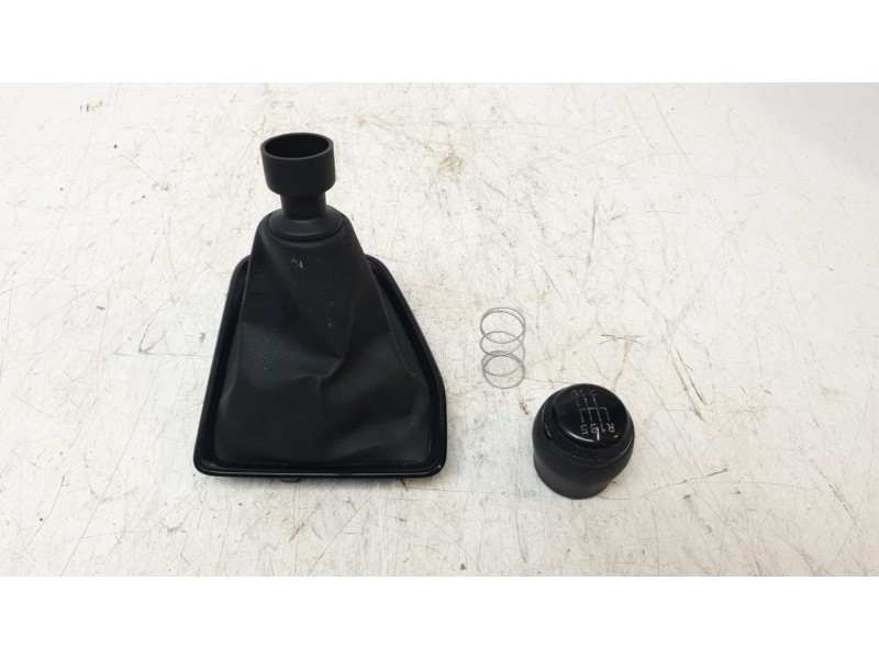 Recambio de pomo palanca cambio para nissan townstar furgoneta/monovolumen (xfk) 1.3 referencia OEM IAM 969353386R  