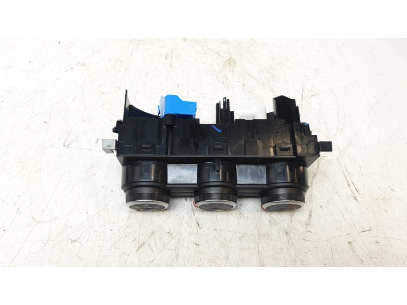 Recambio de mando calefaccion / aire acondicionado para nissan townstar furgoneta/monovolumen (xfk) 1.3 referencia OEM IAM 28525