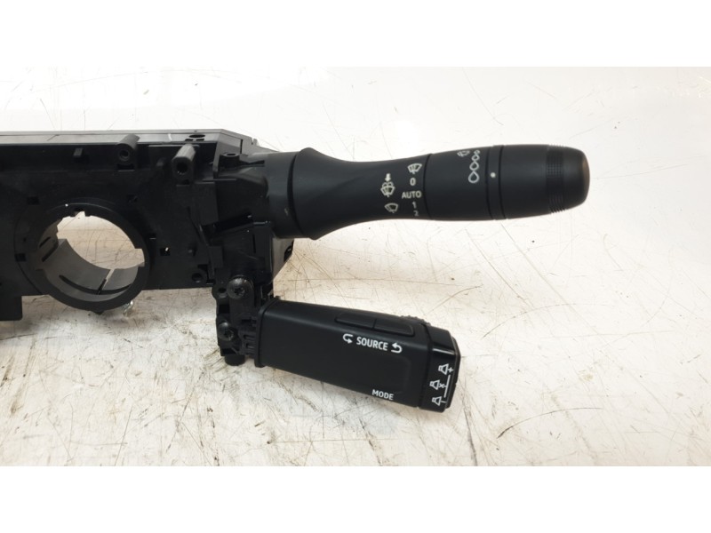 Recambio de mando multifuncion para nissan townstar furgoneta/monovolumen (xfk) 1.3 referencia OEM IAM 255679931R  