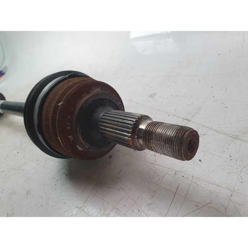 Recambio de transmision delantera derecha para peugeot 308 sw iii (fc_, fj_, fr_, f4_, fn_) bluehdi 130 (fcyhzl, fcyhzt) referen