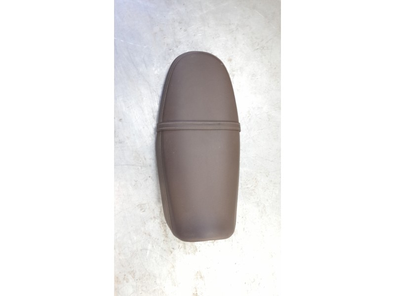 Recambio de asiento para honda cl cl500 (pc67) referencia OEM IAM 77200K3SJA0ZA  