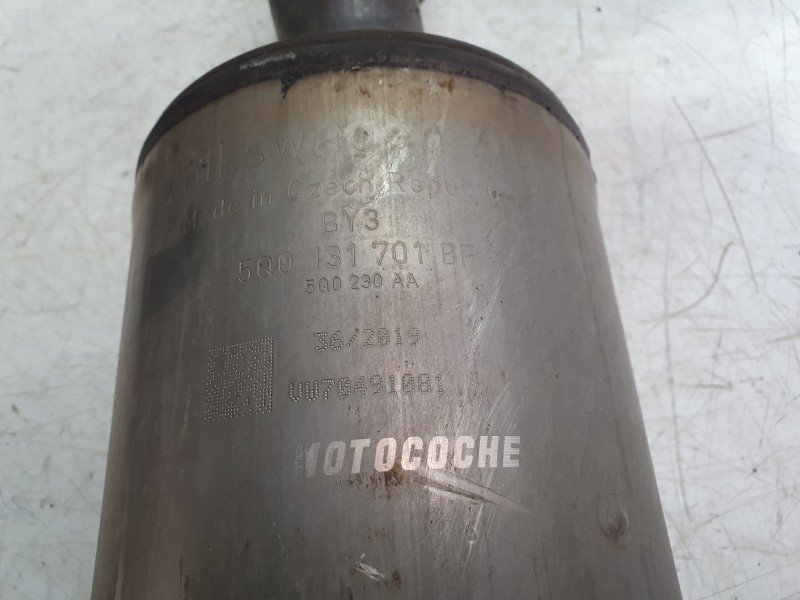 Recambio de catalizador para audi a3 sportback (8vf) 30 tdi s line referencia OEM IAM 5Q0131701BF  