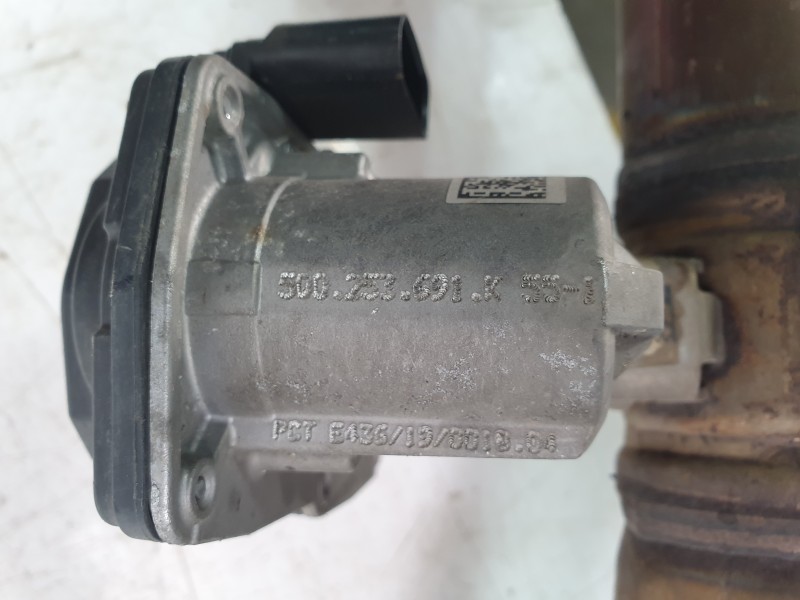 Recambio de catalizador para audi a3 sportback (8vf) 30 tdi s line referencia OEM IAM 5Q0131701BF  