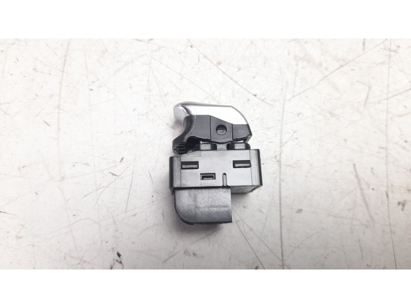 Recambio de mando elevalunas delantero derecho para audi a3 sportback (8vf) 30 tdi s line referencia OEM IAM 8V0959855C  
