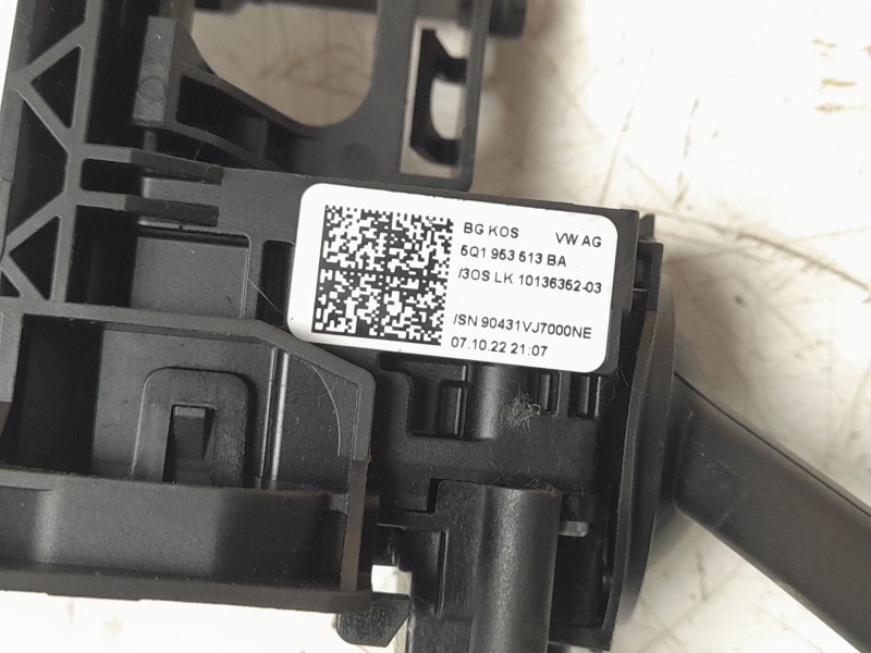 Recambio de mando multifuncion para cupra formentor 1.5 tsi referencia OEM IAM 5Q1953507GB 5Q1953513BA 