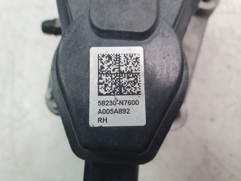 Recambio de pinza de freno trasera derecha para hyundai tucson (nx) klass 2wd referencia OEM IAM 58230N7600  