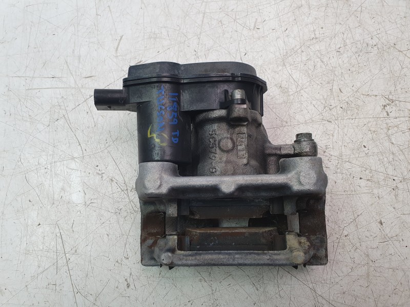 Recambio de pinza de freno trasera derecha para hyundai tucson (nx) klass 2wd referencia OEM IAM 58230N7600  