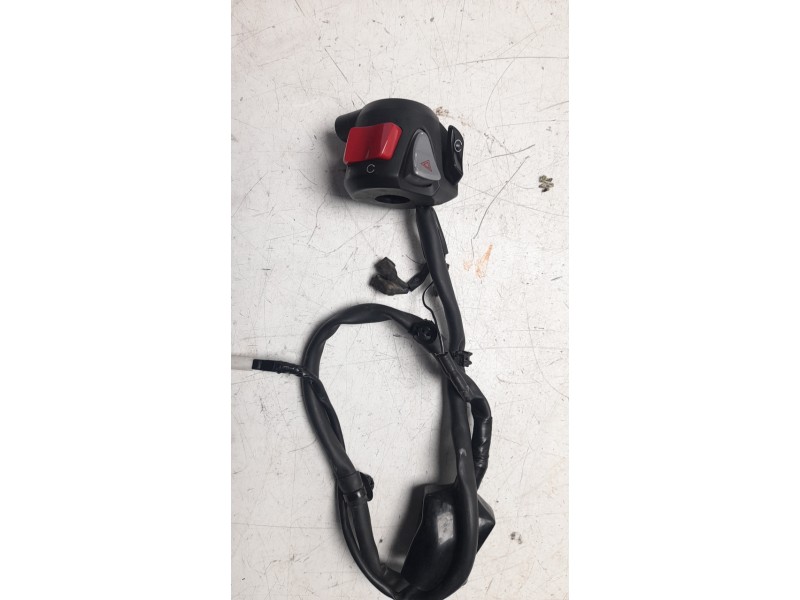 Recambio de piña luces derecha para honda cl cl500 (pc67) referencia OEM IAM 35130K3SJA1  