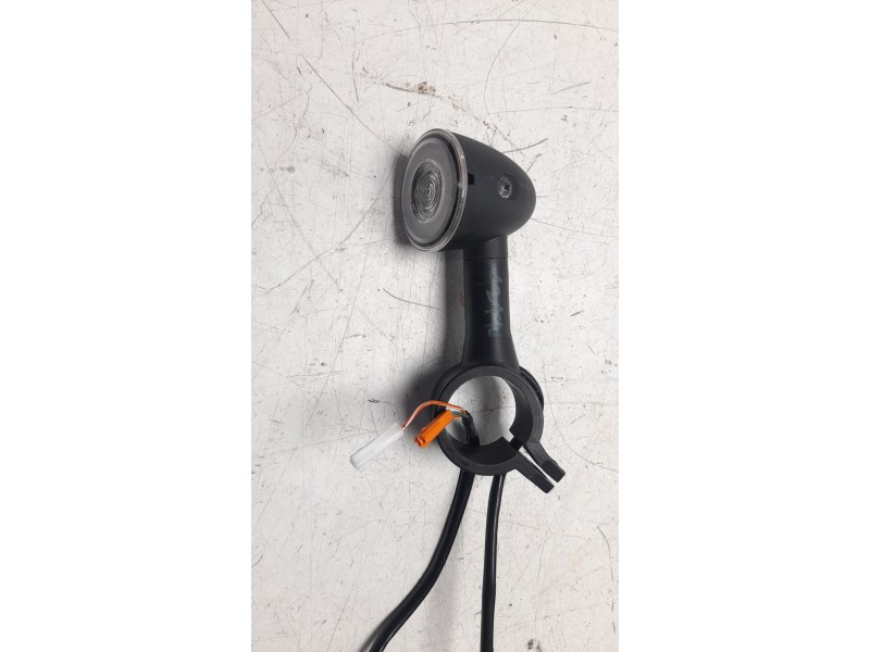 Recambio de piloto delantero izquierdo para honda cl cl500 (pc67) referencia OEM IAM 33450K3SJA1  