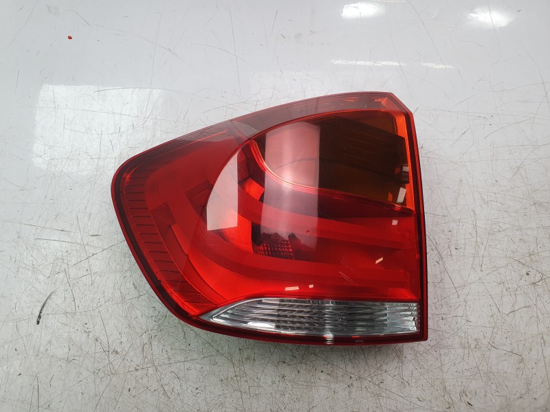 Recambio de piloto trasero izquierdo para bmw x1 (e84) sdrive 18 d referencia OEM IAM 63212992477 103F06241771 16204701