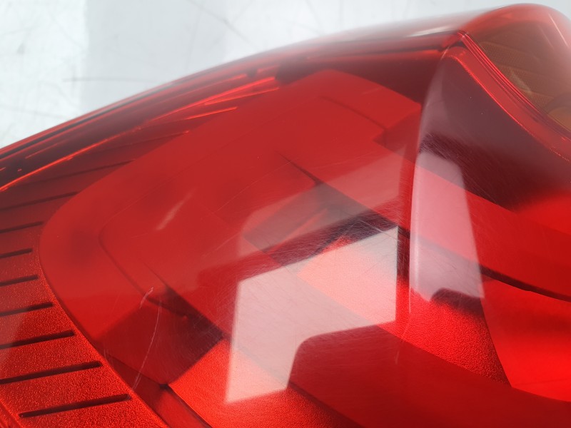 Recambio de piloto trasero izquierdo para bmw x1 (e84) sdrive 18 d referencia OEM IAM 63212992477 103F06241771 16204701