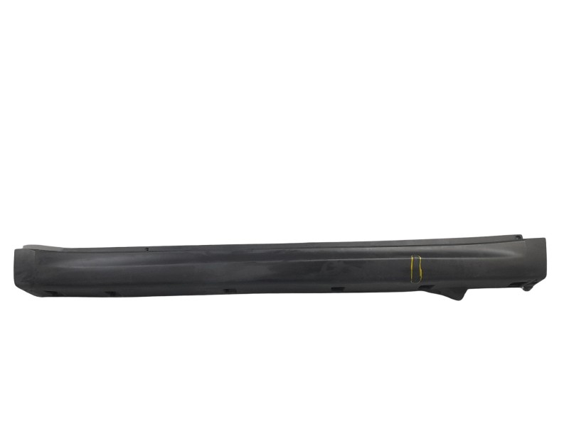 Recambio de estribo lateral para suzuki vitara 1.5 strong hybrid gle 2wd referencia OEM IAM 7724054P105PK  
