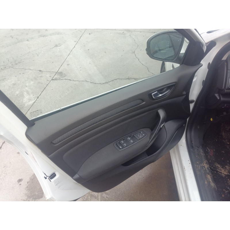 Recambio de elevalunas delantero izquierdo para renault megane iv hatchback (b9a/m/n_) 1.5 dci 110 (b9a3) referencia OEM IAM   