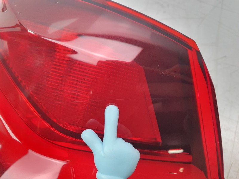 Recambio de piloto trasero izquierdo para bmw 1 (f40) 118 d referencia OEM IAM 63217450643 103F06410771 16690011