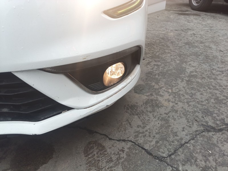 Recambio de faro antiniebla izquierdo para renault megane iv hatchback (b9a/m/n_) 1.5 dci 110 (b9a3) referencia OEM IAM   