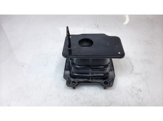 Recambio de soporte paragolpes trasero para kia sportage business 2wd referencia OEM IAM 86642F1000   2