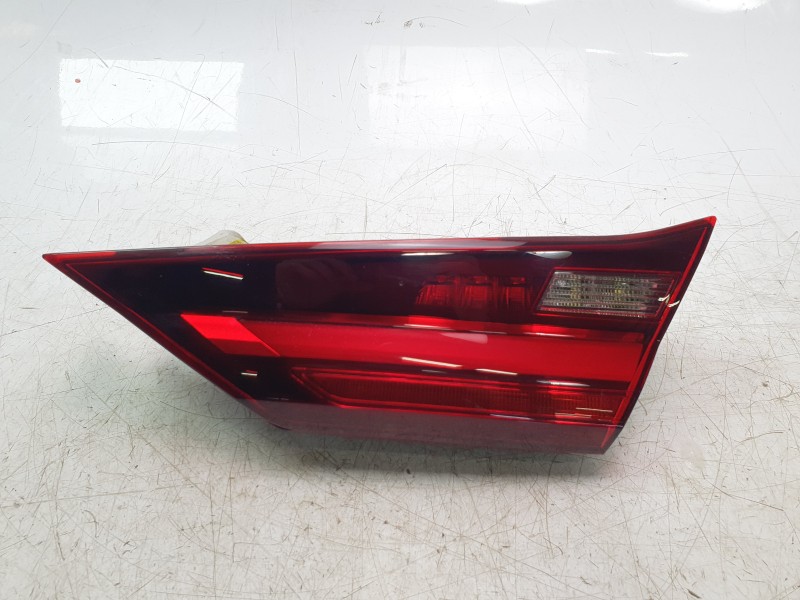 Recambio de piloto trasero derecho interior para bmw 1 (f40) 118 d referencia OEM IAM   