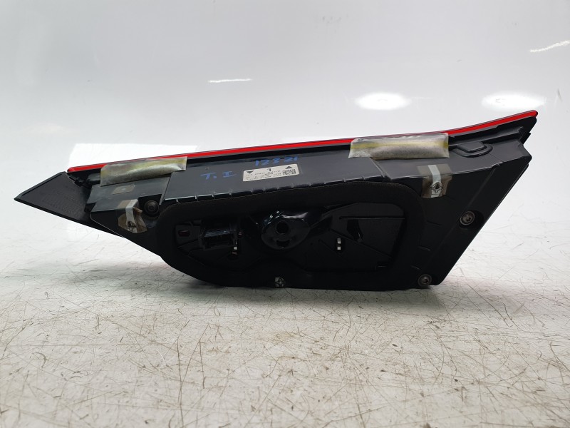 Recambio de piloto trasero izquierdo interior para bmw 1 (f40) 118 d referencia OEM IAM 63217450651 647000 