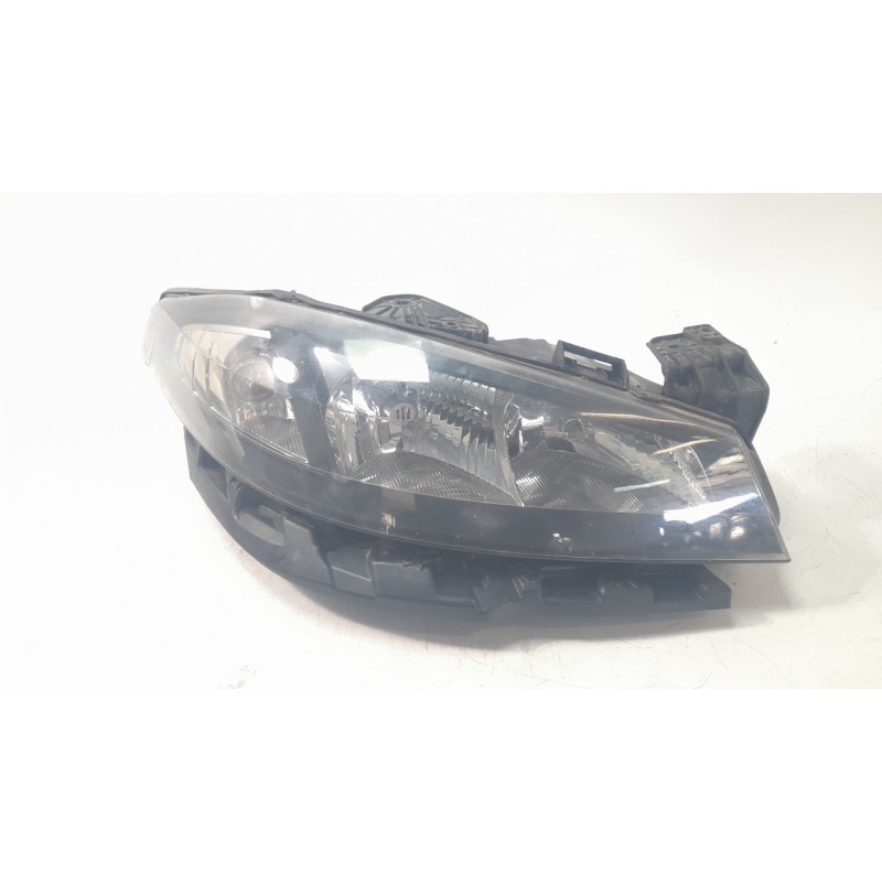 Recambio de faro derecho para renault laguna ii (bg0/1_) 1.6 16v (bg1g, bg1h) referencia OEM IAM 8200481197 10119810001 11804704