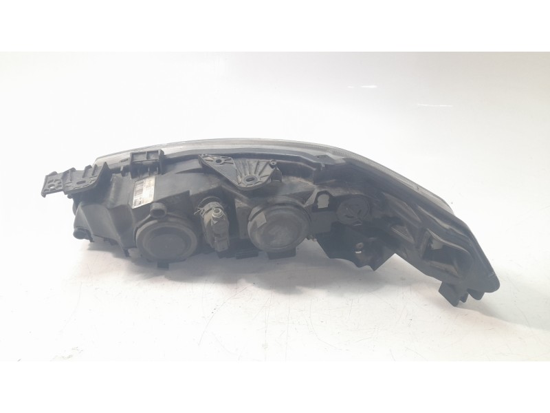Recambio de faro derecho para renault laguna ii (bg0/1_) 1.6 16v (bg1g, bg1h) referencia OEM IAM 8200481197 10119810001 11804704