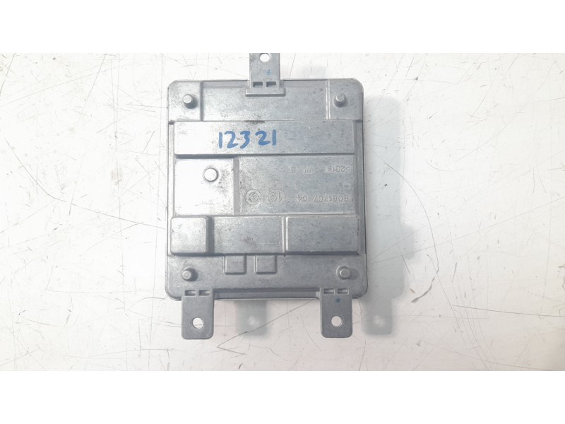 Recambio de centralita faros xenon para bmw 1 (f40) 118 d referencia OEM IAM 793335703  