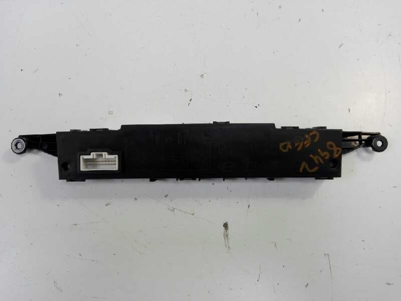 Recambio de pantalla multifuncion para kia cee´d drive referencia OEM IAM 94510A2000WK  