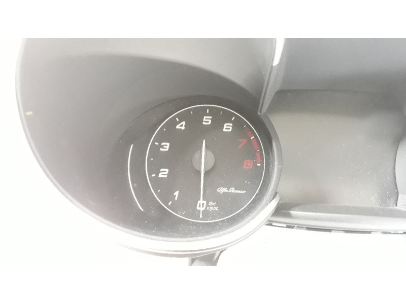 Recambio de cuadro instrumentos para alfa romeo stelvio (630) quadrifoglio 4wd referencia OEM IAM 50554666 A2C16249300 