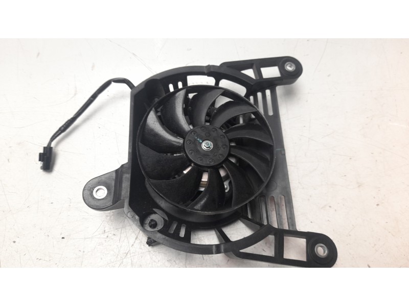 Recambio de electroventilador para honda cl cl500 (pc67) referencia OEM IAM 19080K87A01  