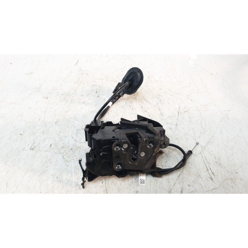 Recambio de cerradura puerta delantera derecha para renault megane iv hatchback (b9a/m/n_) 1.3 tce 140 (b9nb) referencia OEM IAM