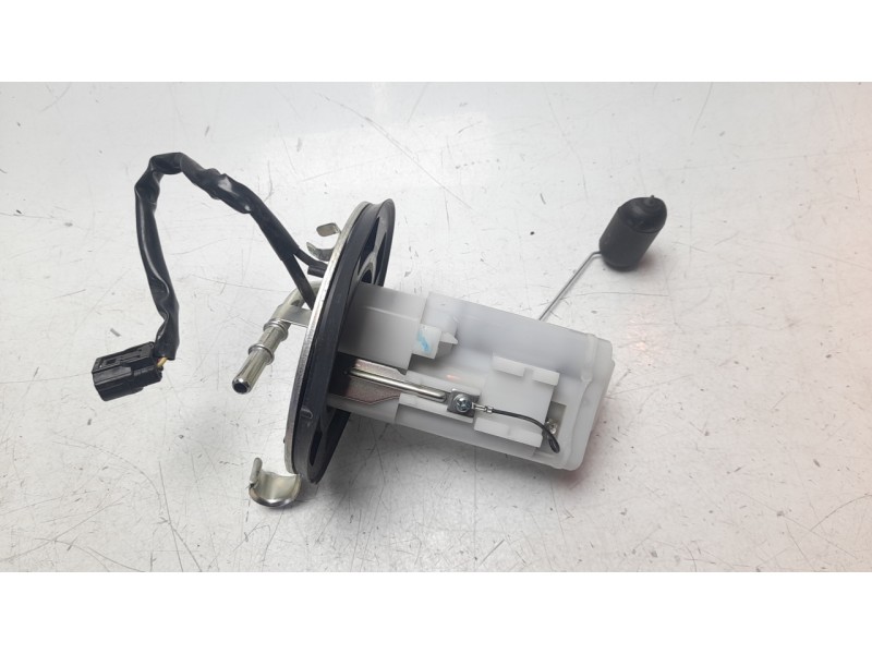 Recambio de bomba combustible para honda cl cl500 (pc67) referencia OEM IAM UCT35HU76ZT  