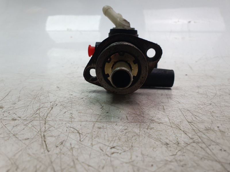 Recambio de bomba freno para piaggio porter caja/chasis 1.3 16v referencia OEM IAM 99560317  