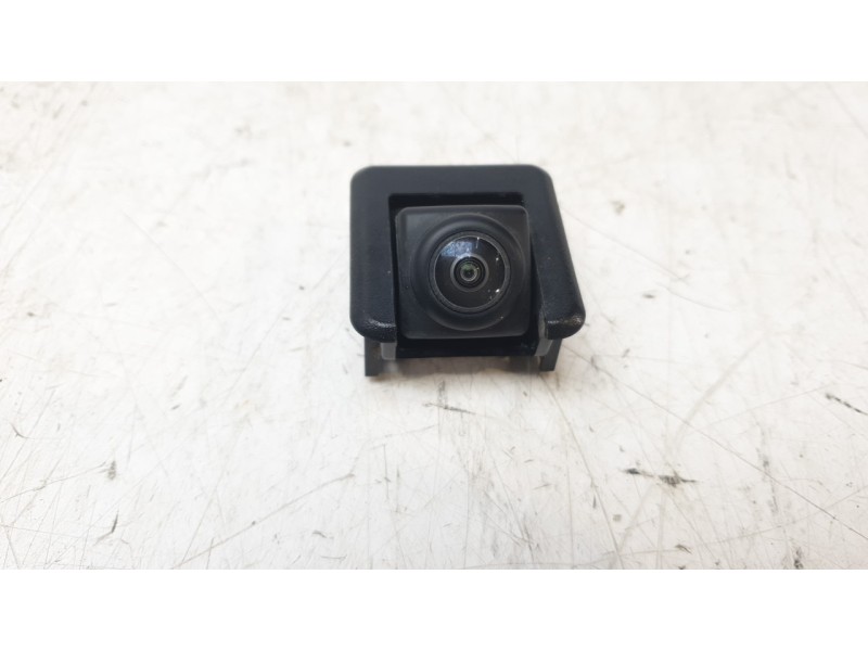 Recambio de camara vision trasera para mazda 3 sedán (bp) evolution referencia OEM IAM 237420  