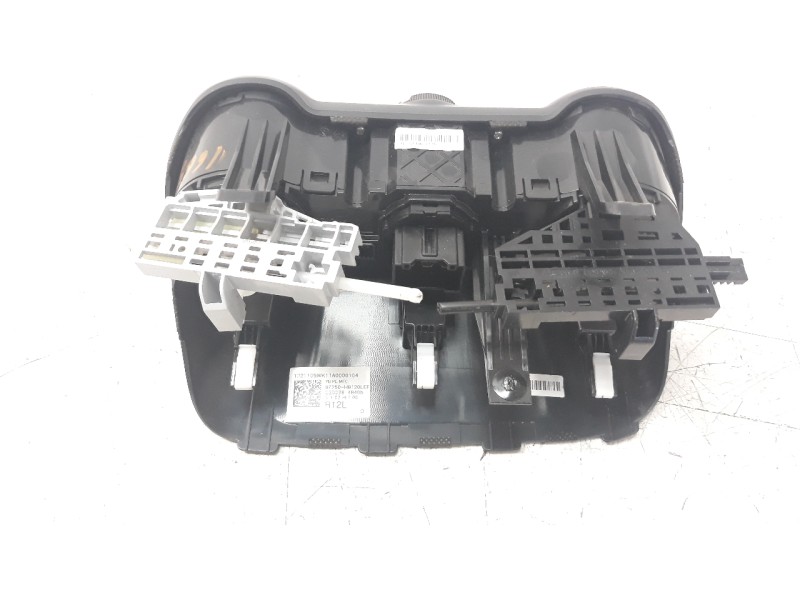 Recambio de mando calefaccion / aire acondicionado para kia stonic (ybcuv) 1.2 cat referencia OEM IAM 97250H8120LEF  