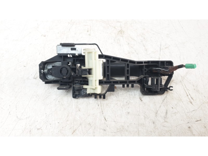 Recambio de maneta exterior delantera izquierda para ford kuga ii (dm2) 1.5 ecoboost referencia OEM IAM 2046985  