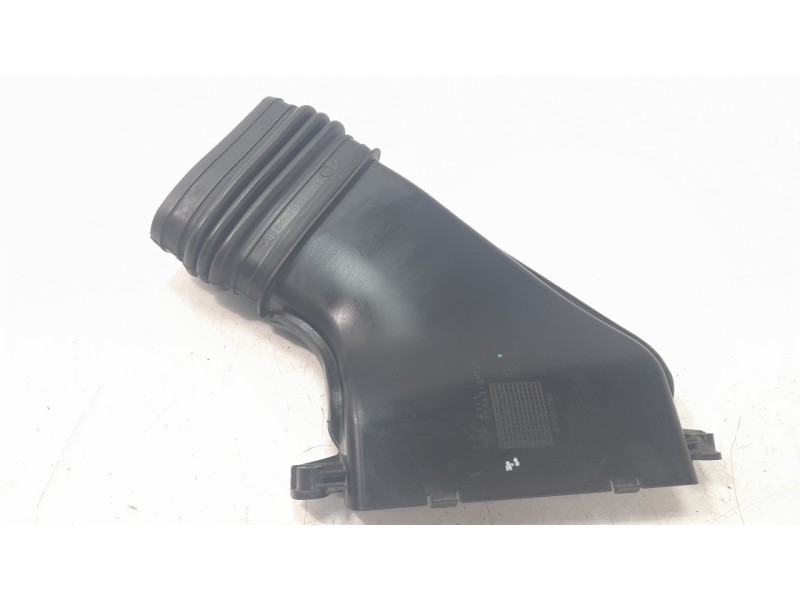 Recambio de canalizador de aire para maserati levante suv (m161) 3.0 d q4 referencia OEM IAM 670033793  